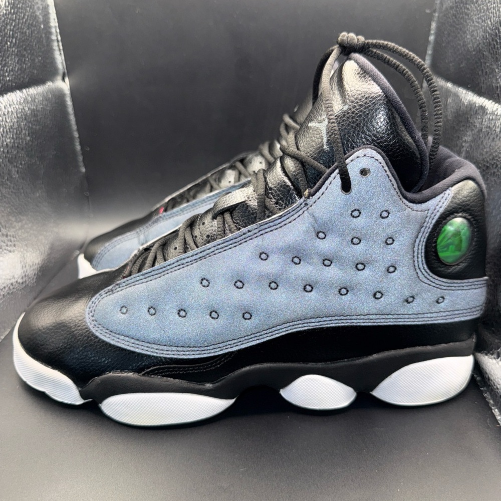 Jordan Black and Gray Classic Sneakers - Picture 2 of 11